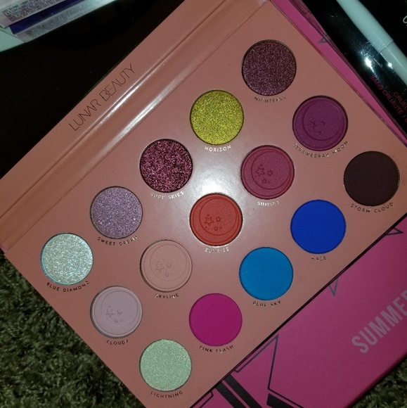 🆕️Lunar Beauty, Strawberry Dream Bundle - Picture 3 of 4